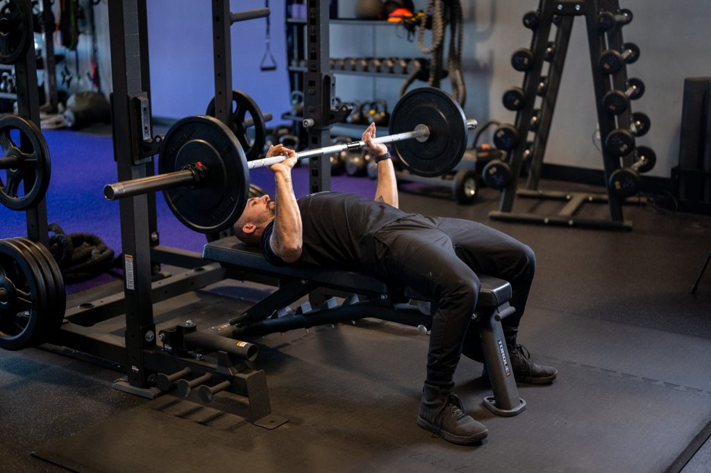 The Bench Press – A Powerhouse Exercise for Strength and Muscle Building